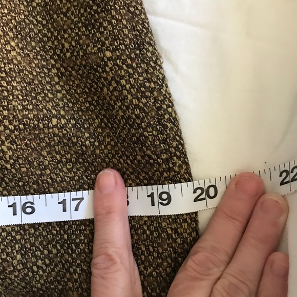 Tweed Skirt, Sz10. DP-01 - Picture 7 of 9